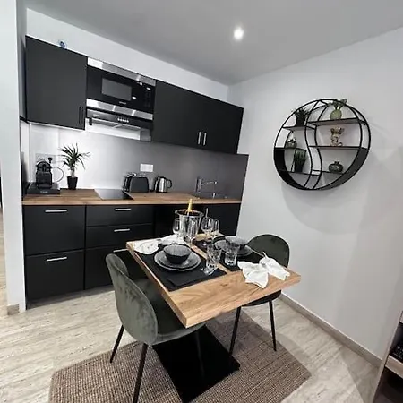 Appartamento Superbe Avec Balcon Rue D’antibes *