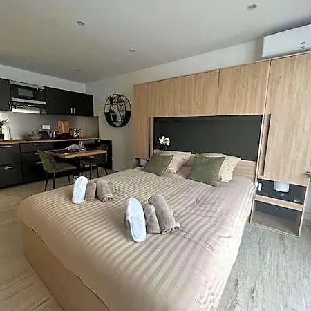 Superbe Avec Balcon Rue D'antibes Апартаменты